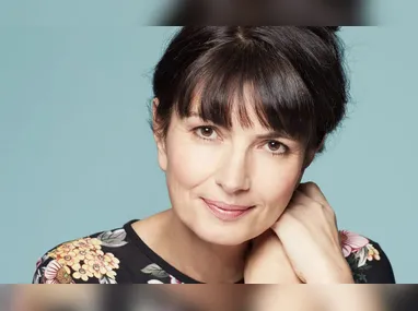 Imagem ilustrativa da imagem Histórias ocultas de Valérie Perrin em “Os Esquecidos de Domingo”