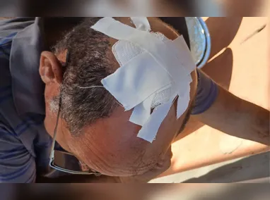 Imagem ilustrativa da imagem Homem armado invade ônibus, assalta e agride motorista do Transcol em Cariacica