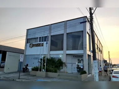 Da esquerda para a direita: Izaque Ferreira Gonçalves, preso, Maurício Ferreira Pereira Junior (foragido), Luiz Carlos Reis Santos e Gilcleydson de Oliveira Pereira (foragido)