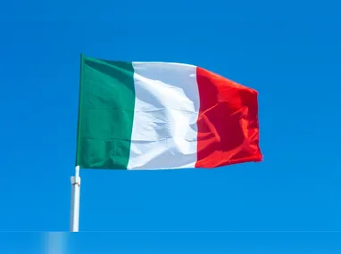 Os vídeos que têm a temática "caso ela diga não" simulam reações violências a uma hipotética rejeição de uma mulher.