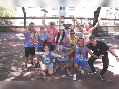 “Vou cantar essas músicas ao vivo e do jeito que tem que ser: no trio, com o povo cantando junto”, diz Tomate