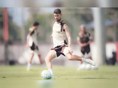 Luis Roberto antes de narrar Flamengo e Cruzeiro pelo Campeonato Brasileiro