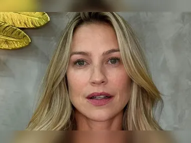 Leandro Lehart,  vocalista do grupo de pagode Art Popular, lançou na última terça-feira (7) o documentário “Socorro em Silêncio – entre fatos e narrativas”