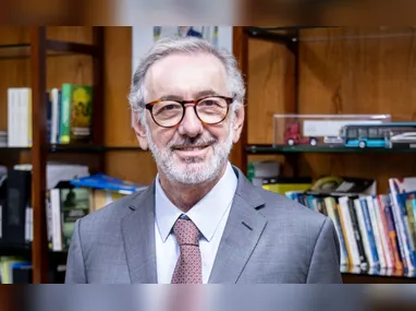 Transmissão oficial do cargo foi realizada na manhã de hoje, em um encontro entre o ex-prefeito Lorenzo Pazolini (Republicanos), o presidente da Câmara de Vitória, Anderson Goggi (Republicanos), e o presidente do Republicanos e articulador político, Erick Musso