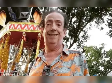 Nas redes sociais, Melody exibe viagens em jatinho personalizado e momentos ao lado de veículos de luxo