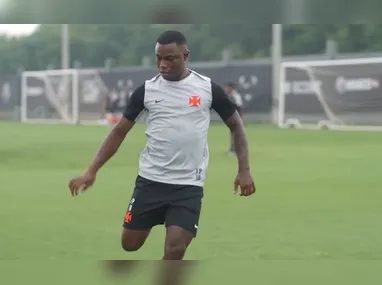 Jogadores da Suécia comemora a classificação à Copa do Mundo de 2026 após a vitória por 3 a 2 diante Polônia na repescagem das Eliminatórias, em Estocolmo, na Suécia