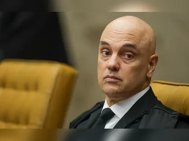 Imagem ilustrativa da imagem Moraes aumenta restrição para voos de drones na casa de Bolsonaro