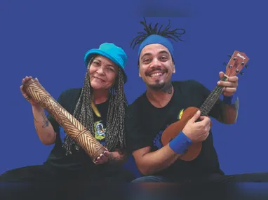 Governador Ricardo Ferraço bate papo com alunos da Escola Maria Ortiz durante visita à exposição de Rembrandt