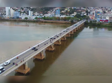 Material fazia parte da decoração montada especialmente para o período carnavalesco