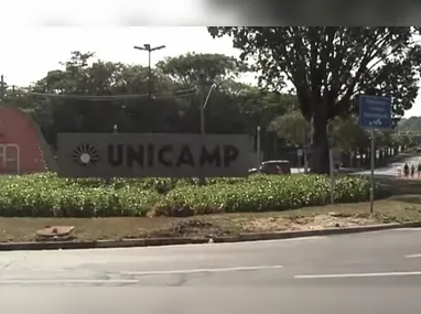 Jair Bolsonaro ficou internado na UTI e segue em hospital