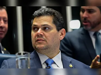 Passageiros relataram impactos durante a paralisação das operações