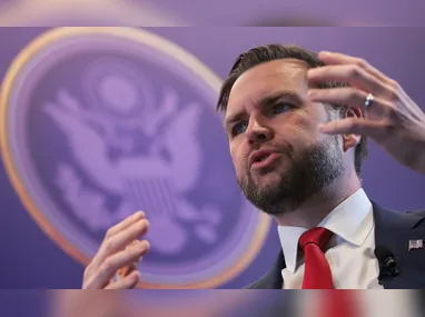 Trump acusou o Irã de promover "extorsão global" ao ameaçar a segurança do estreito de Hormuz, uma das passagens mais importantes para o transporte de petróleo no mundo