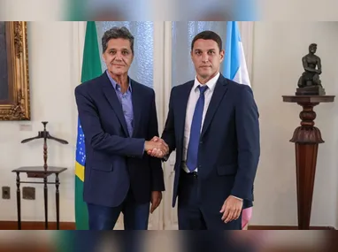 Polícia Militar informou que outros suspeitos conseguiram fugir do local. Corpo da vítima foi encaminhada ao IML