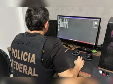 Mandados foram cumpridos durante operação da Polícia Federal