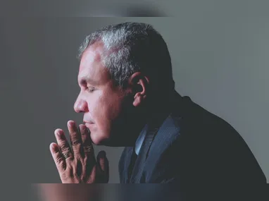 Adryel Suela e Júlia Zardini se conheceram em um retiro  e se reencontraram na Romaria dos Homens de 2024