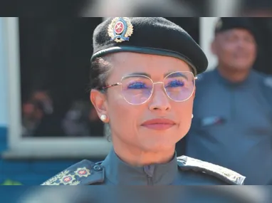 Cofre furtado foi encontrado aberto e vazio, abandonado às margens da BR-101