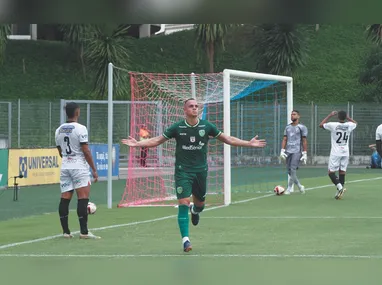 Porto Vitória vai com reservas