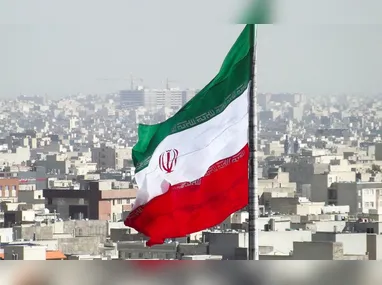 Donald Trump afirmou que os Estados Unidos atacarão o Irã com "uma força nunca antes vista" caso haja retaliação