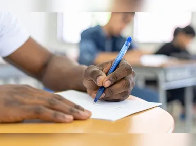 A remuneração inicial informada pode chegar a R$ 7.560,32