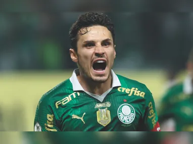 Fluminense apresenta Savarino e jogador cita mágoa com Botafogo