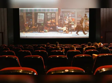 Na pousada Recanto do Caparaó os hóspedes podem aproveitar uma cachoeira e a vista para as montanhas