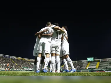 Alcaraz, Gabrielzinho e Sabalenka durante o tradicional Prêmio Laureus