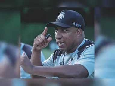 Renato Gaúcho e Rodrigo Bellão vivem momentos distintos na temporada