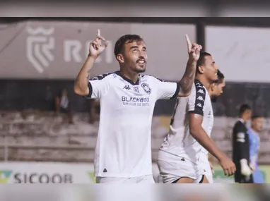 Red Bull Bragantino bate Atlético-MG e mantém os 100% no Brasileirão