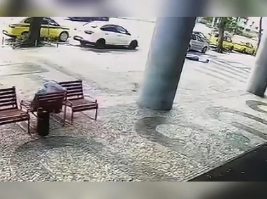 Datafolha testou cinco cenários para o pleito de primeiro turno e sete para o de segundo. Lula segue à frente em todos, mas sua vantagem está em queda.