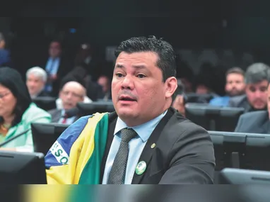 A aliança foi firmada em agosto no ano passado, mas só passa a valer com a aprovação pelo TSE