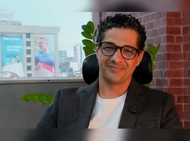 Floriano Schneider, especialista em estratégias de vendas e negócios