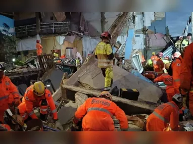 Policiais da delegacia de Nilópolis localizaram o suspeito logo em seguida, sendo agredido por moradores da vizinhança