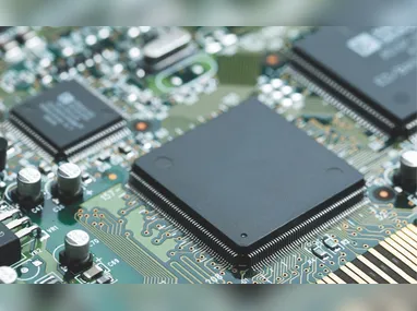 O X havia anunciado em meados de janeiro uma limitação de sua ferramenta de IA nos países onde a criação desse tipo de imagem é ilegal