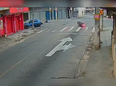 Homem ficou preso em um platô a cerca de 50 metros abaixo do cume