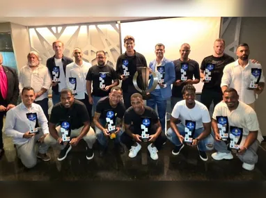 Uniforme dois do Rio Branco