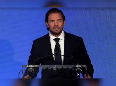 Imagem ilustrativa da imagem Vorcaro sobre jornalista: 'Quero mandar dar um pau. Quebrar todos os dentes'