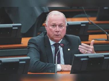 Ricardo Bastos, Diretor de Assuntos Institucionais e Governamentais da GWM Brasil, durante coletiva no Palácio Anchieta