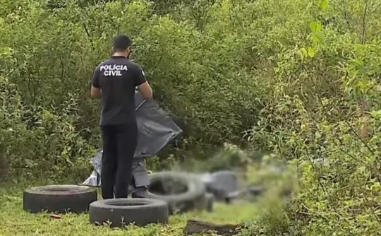 Imagem ilustrativa da imagem Mulher encomenda a morte do irmão após suspeita de abuso infantil