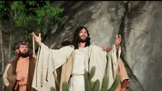 Imagem ilustrativa da imagem Paixão de Cristo de Nova Jerusalém ganha mais simbolismo neste Domingo de Ramos