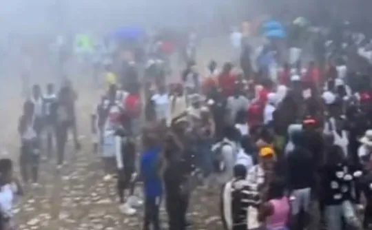 Imagem ilustrativa da imagem Tumulto em ponto turístico deixa pelo menos 30 mortos no Haiti