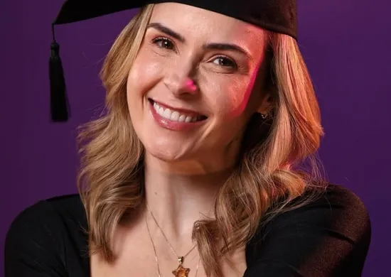 Imagem ilustrativa da imagem Ana Paula Renault confirma favoritismo e vence o BBB 26