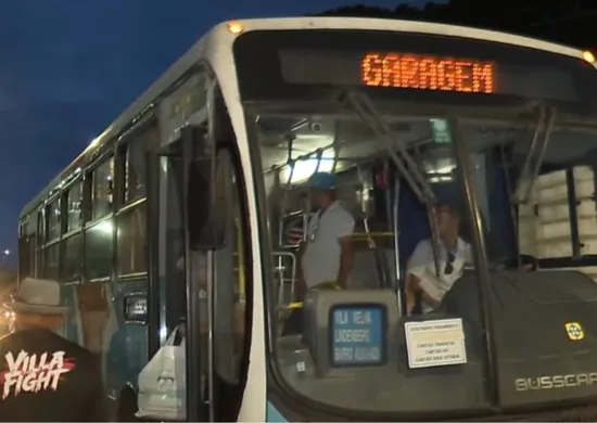 Imagem ilustrativa da imagem Após mortes, ônibus voltam a circular na região da Grande Terra Vermelha