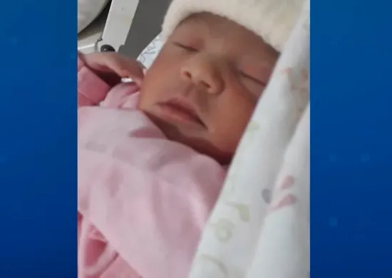 Imagem ilustrativa da imagem Bebê chega antes do previsto e nasce dentro de casa em Vitória