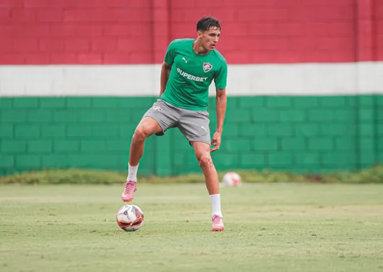 Imagem ilustrativa da imagem Bernal avança na recuperação no Fluminense