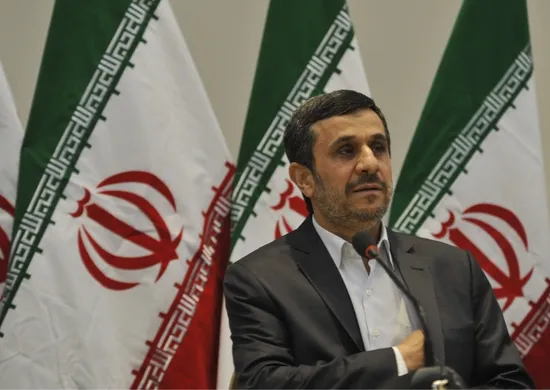 Imagem ilustrativa da imagem Bombardeio mata Mahmoud Ahmadinejad, ex-presidente do Irã, diz mídia estatal