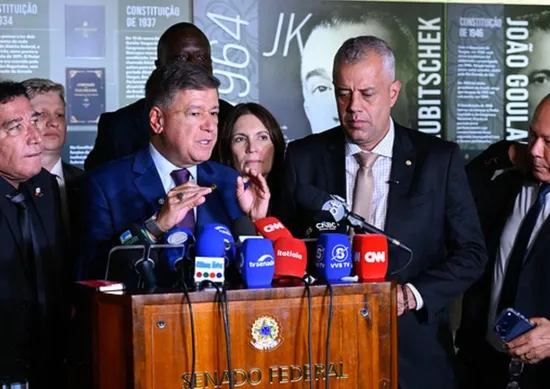 Imagem ilustrativa da imagem CPI do INSS termina sem relatório após rejeição de indiciamento de Lulinha