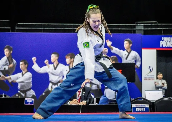 Imagem ilustrativa da imagem Capixaba de 19 anos se destaca no taekwondo e soma 140 medalhas na carreira