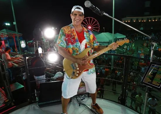 Imagem ilustrativa da imagem “Carnaval deixou de ser só festa, é missão de vida”, diz Durval Lelys