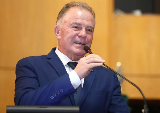 Imagem ilustrativa da imagem Casagrande: "Espírito Santo passou a investir mais de R$ 4,8 bilhões por ano"