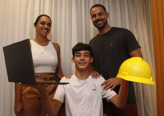 Imagem ilustrativa da imagem Como famílias podem ajudar os filhos a escolher profissão